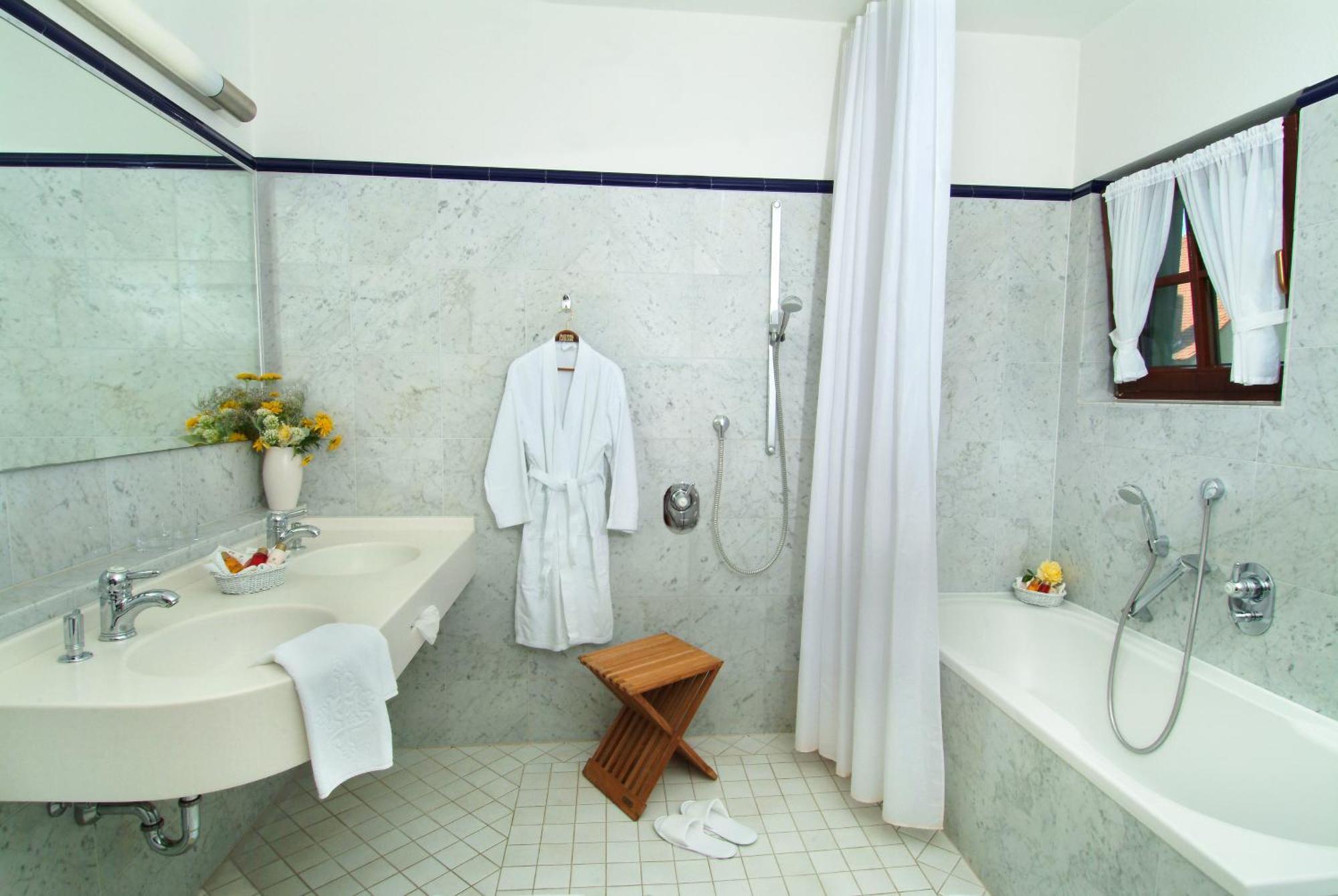 Hotel Leicht Biebelried 외부 사진