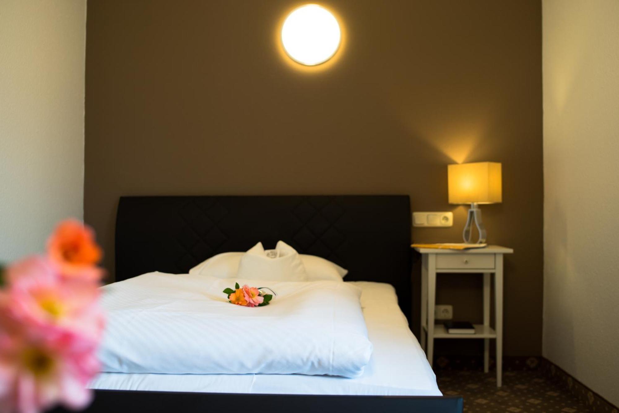 Hotel Leicht Biebelried 외부 사진
